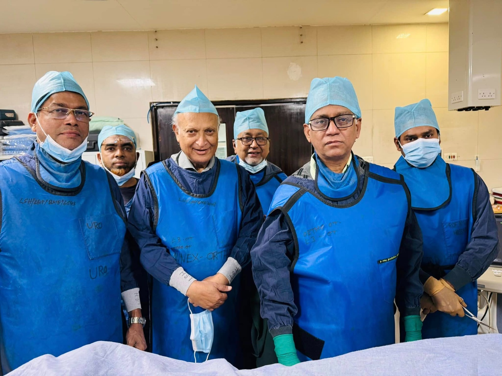 BSLCTR surgical team in the operating theatre
